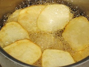 жарка картошки фри ломтиками